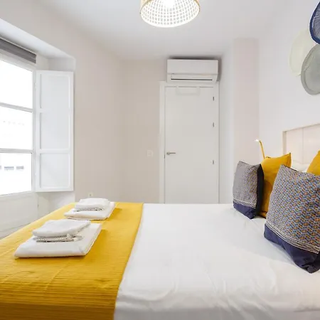 Apartment El Noble By Cadiz4rentals