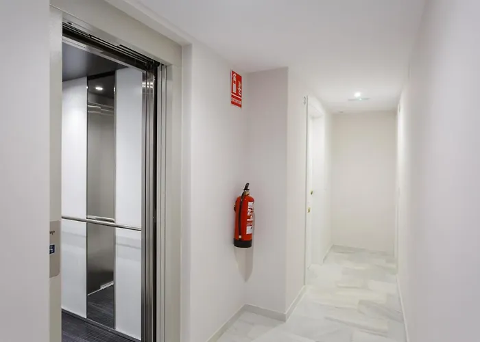 El Noble By Cadiz4rentals * Кадис